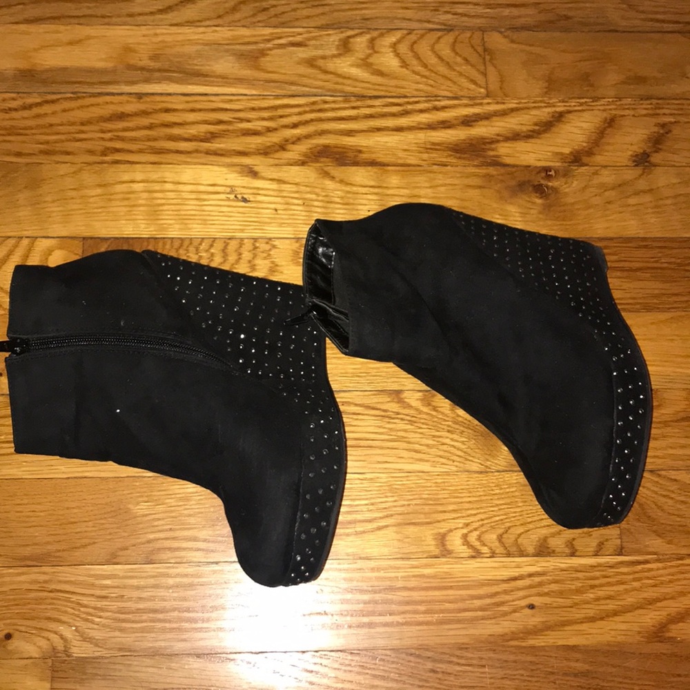 Forever XXI wedged heeled booties